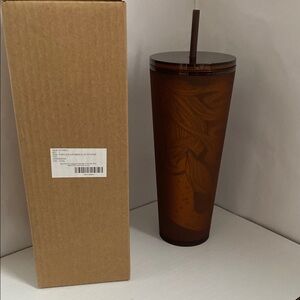 Brown Tumbler with Straw